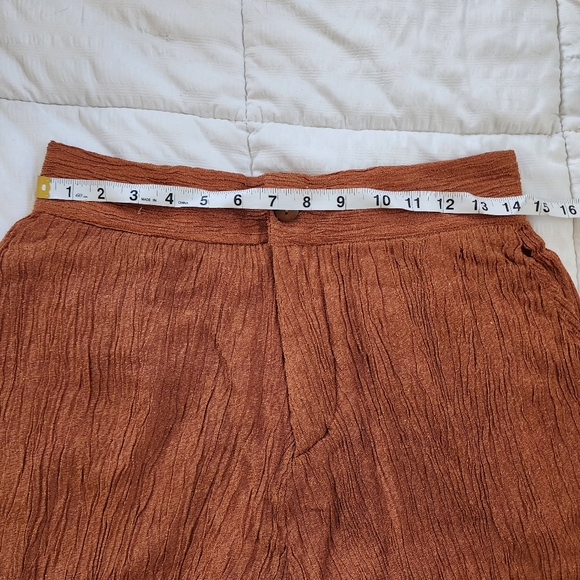 Savannah Morrow Shorts - Picture 7 of 10